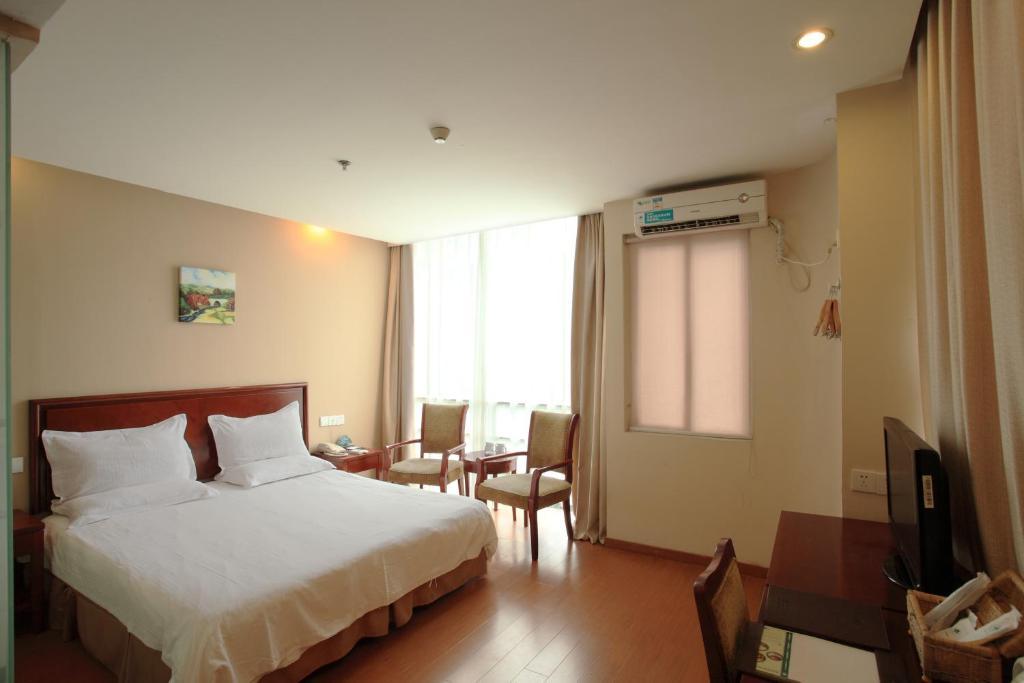 Greentree Inn Shanghai Dongming Road Subway Station Express Hotel Camera foto